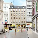 Modern Studio In The Heart Of Geneva