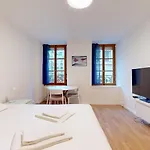 Modern Studio In The Heart Of Geneva